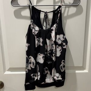 Women’s Floral Top